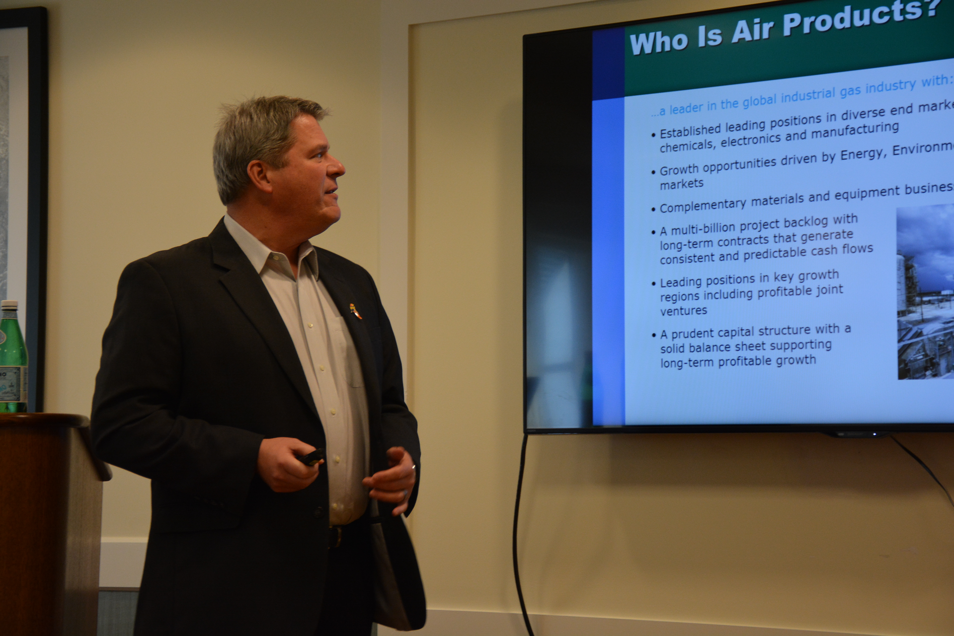 Tim Tulio strategic sourcing manager for Air Products shares data regarding the cost savings his fleet achieved over the last three years via improvements in data analysis Photo by Cristina CommendatoreFleet Owner