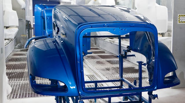 Peterbilt says its new formulation for Axalta coatings used on heavy-duty truck cabs offers higher durability and &apos;enhanced color qualities&apos; while reducing the company&apos;s carbon footprint.