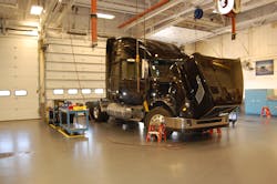 The SuperTruck program is aimed at boosting the efficiency of heavyduty Class 8 longhaul tractortrailers operating in the US Photo by Sean KilcarrFleet Owner The SuperTruck program is aimed at boosting the efficiency of heavyduty Class 8 longhaul tractortrailers operating in the US Photo by Sean KilcarrFleet Owner