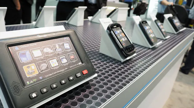 New PeopleNet service helps keep control in mix of proprietary ...