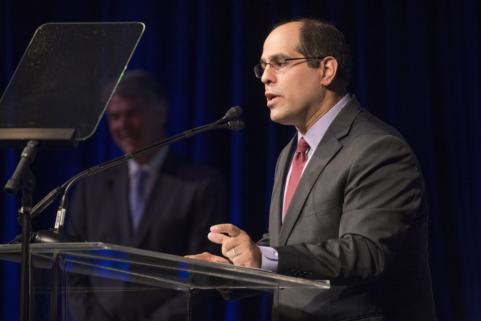 Keith Kerman deputy commissioner and chief fleet officer for NYC Fleet accepts Fleet Owner39s 2016 Green Fleet of the Year Award
