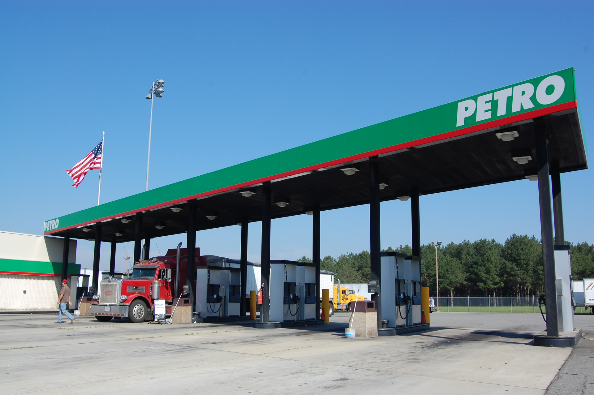 EIA also noted that the US has now been the world39s top producer of natural gas since 2011 and the world39s top producer of petroleum since 2013 Photo by Sean KilcarrFleet Owner