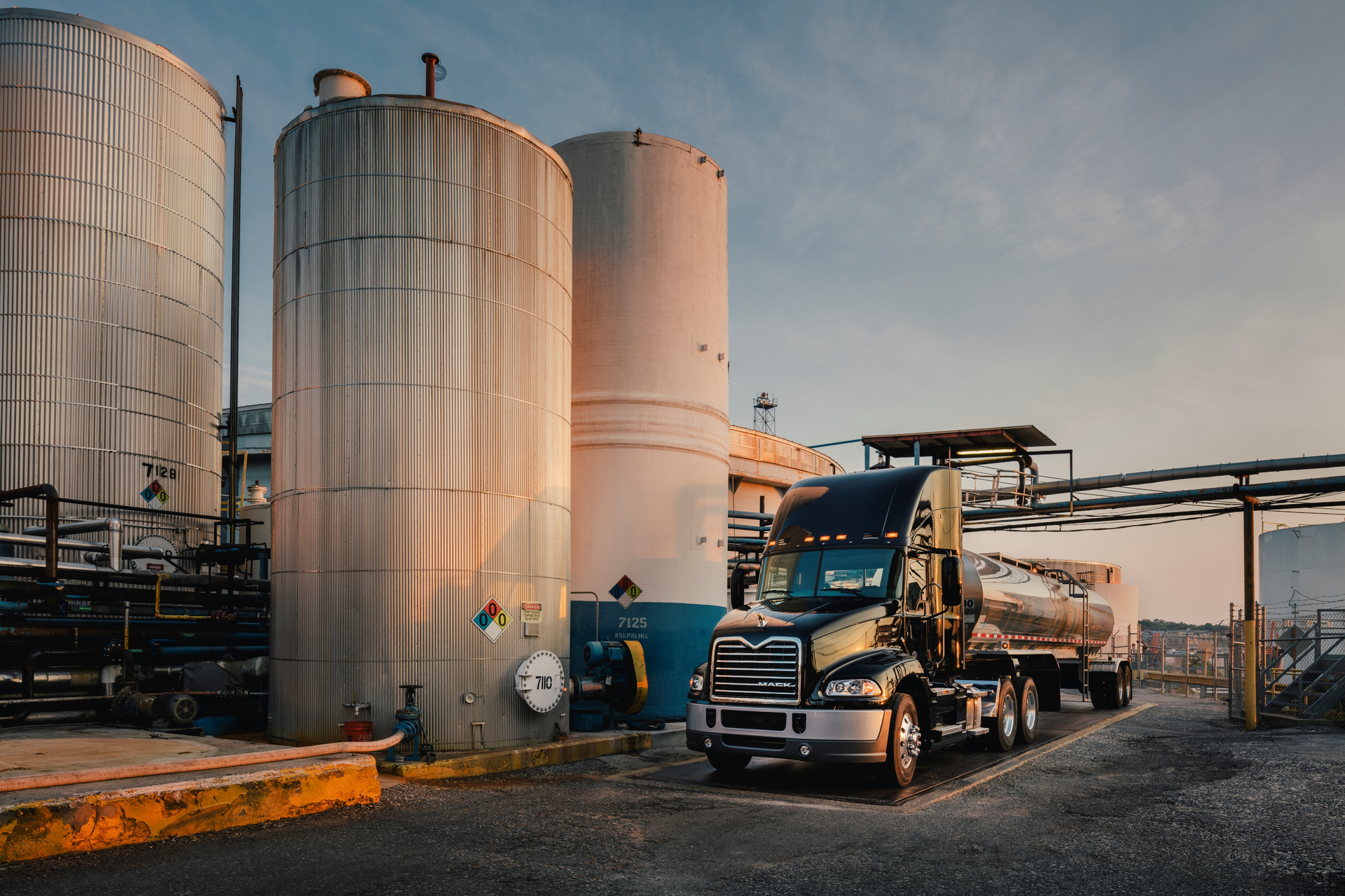 Mack Omnitracs Integrated Telematics subscriptions are available for all new Mack Pinnacle Granite TerraPro and Titan by Mack models