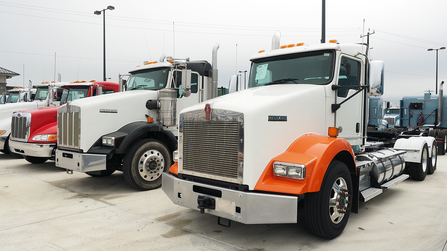 Kenworth and Peterbilt trucks at Rush Truck Center San Antonio