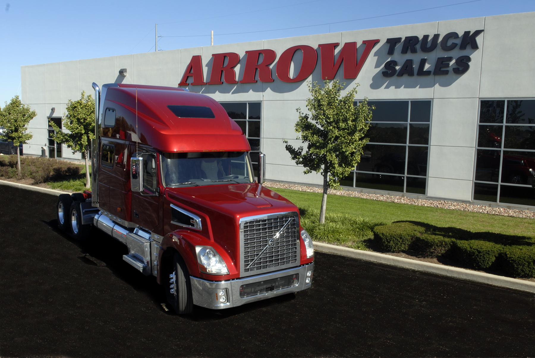 Weakness in used Class 8 pricing began when trucks sold new back in 20112013 started coming into the market just as freight tonnage began falling Photo courtesy of Arrow Truck Sales