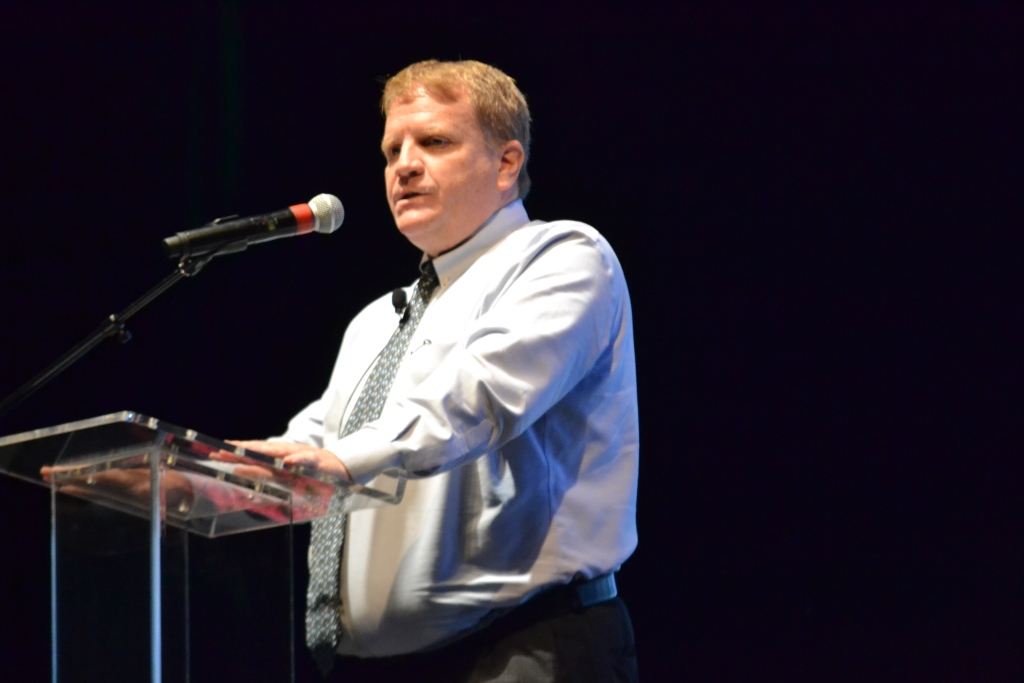 Bill Quade FMCSA associate administrator for enforcement and program delivery takes questions about the ELD rule at the CVSA Annual Conference