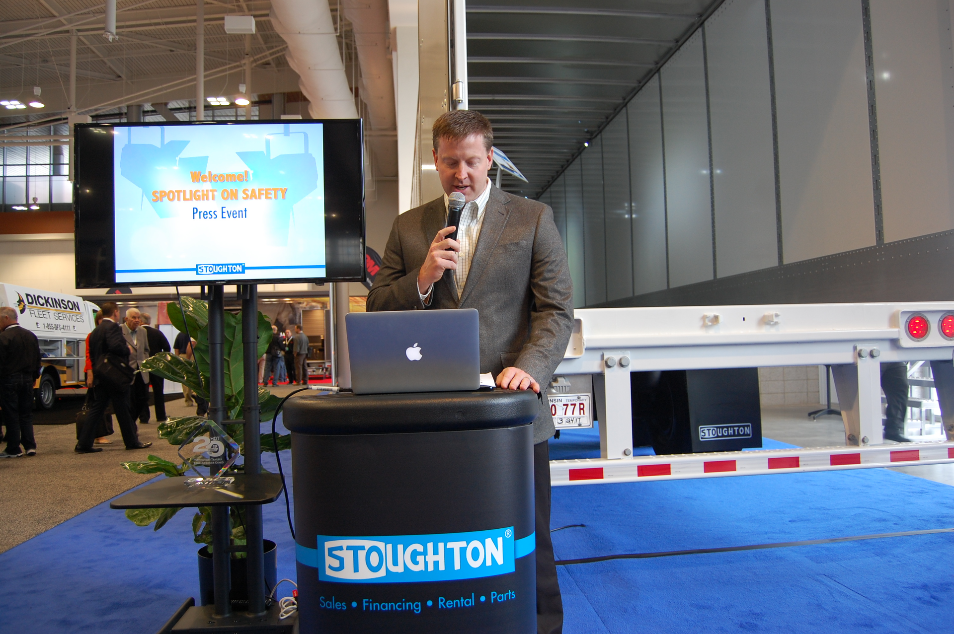 Stoughton39s President and CEO Bob Wahlin kicking off the trailer maker39s press event at TMC Photo by Sean Kilcarr for Fleet Owner