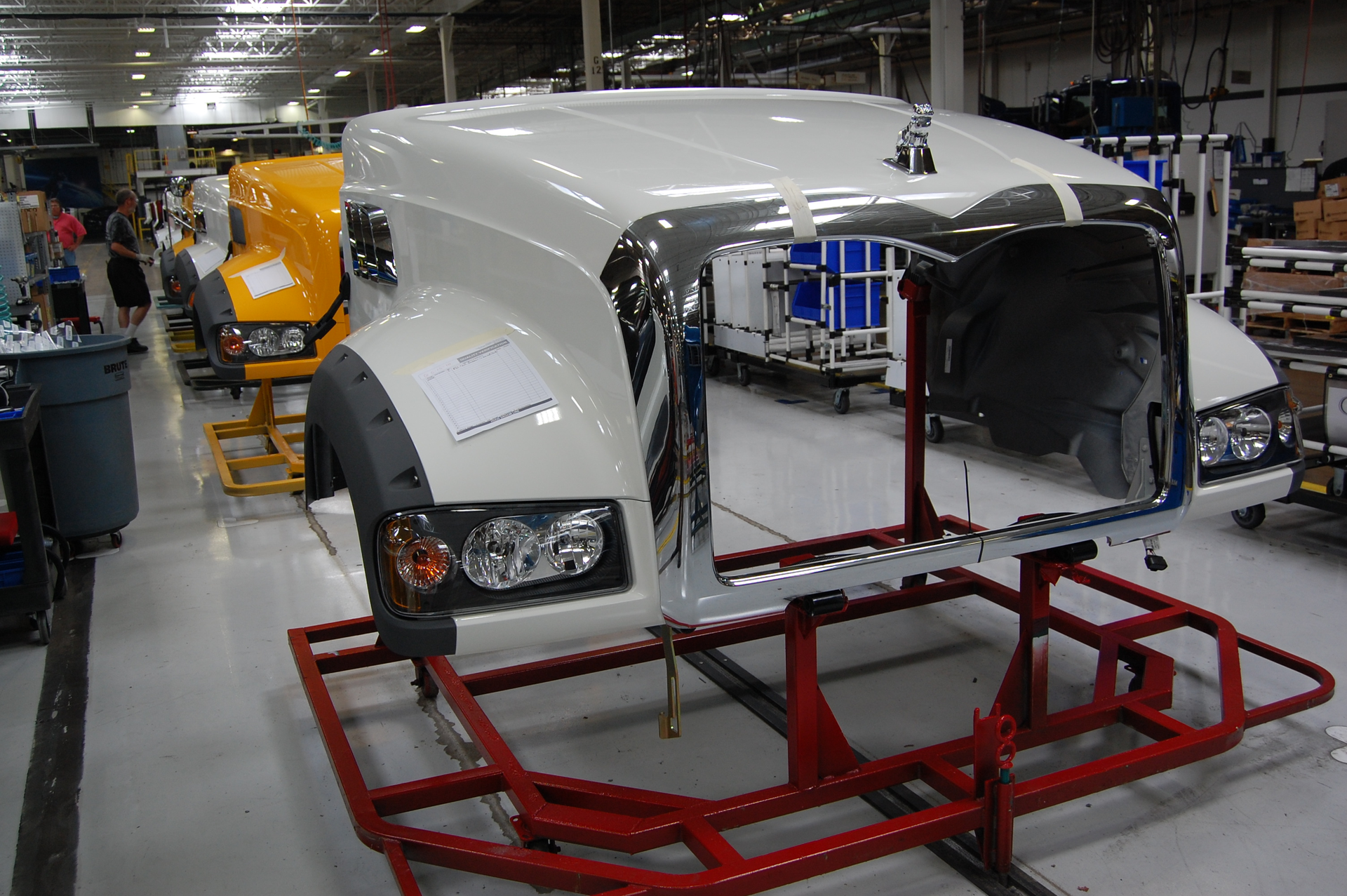 Strong order volumes convinced Stifel to boost its 2017 Class 8 production estimate from 200000 units to 215000 and its 2018 outlook from 230000 to 245000 units Photo by Sean Kilcarr for Fleet Owner