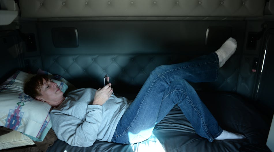 FMCSA research confirmed that the 34-hour restart provides drivers the opportunity for needed sleep time and sleep quality to recover from any acute or cumulative fatigue, and to reduce stress. (Photo courtesy of Kenworth Truck Co.)