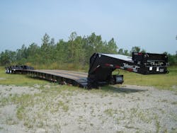 Talbert Manufacturingrsquos new 55ton extendable trailer the 55SATELE can be retracted from 53 to 32 ft 6 in Talbert Manufacturingrsquos new 55ton extendable trailer the 55SATELE can be retracted from 53 to 32 ft 6 in