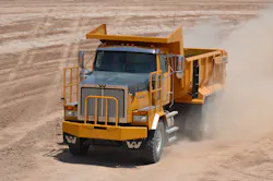 We put the Western Star XD25 through its paces at an offroad course outside of Phoenix This truck with a 223in wheelbase is powered by a 14liter 500HP DDC 60 rated at 1550 lbft of torque 1350 RPM The transmission is an Allison 4500 RDS automatic with PTO provision It also features an FR2P32 70000 lb planetary wide track tandem rear axle For more photos from the Western Star 50th Anniversary event in Phoenix see the XD OFFROAD gallery