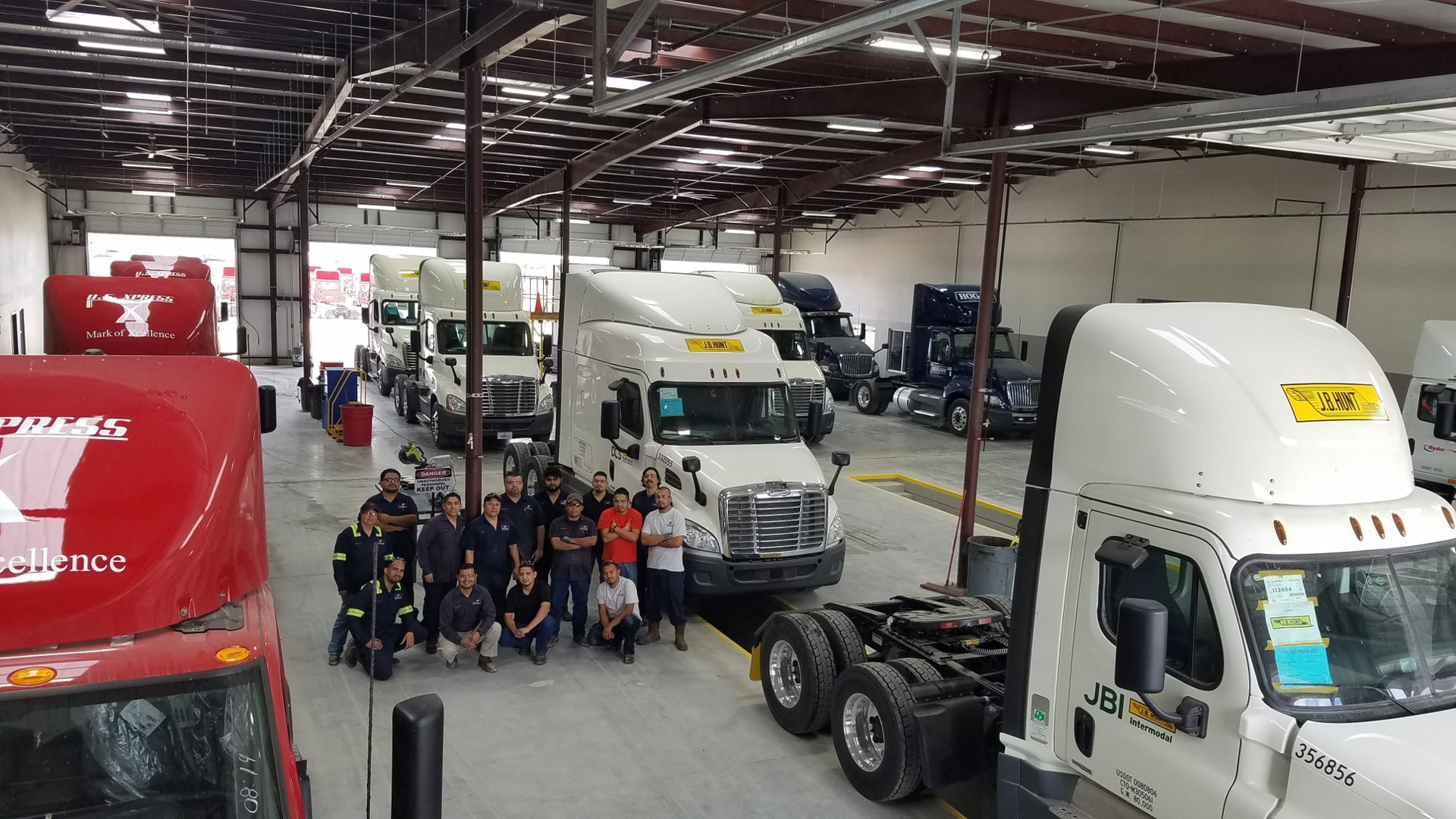 Fontaine Modification Fleet Services has opened a new truck modification center in Laredo TX adjacent to the TruckMovers consolidation and dispatching operation