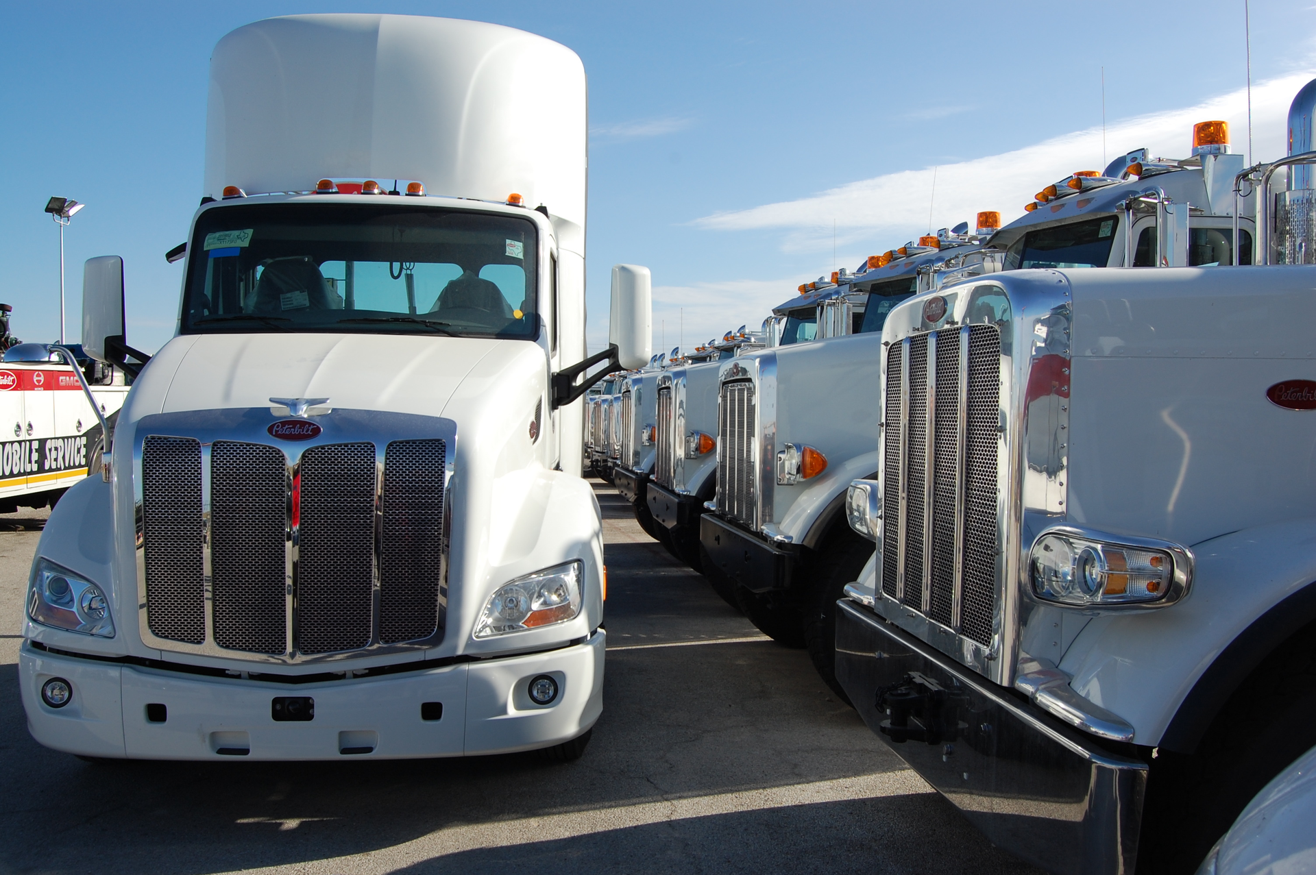 Paccar expects Class 8 truck industry retail sales for the US and Canada to reach 200000 to 220000 vehicles in 2017 Photo Sean KilcarrFleet Owner