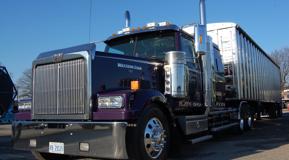 Fleetowner 8512 Trucking1