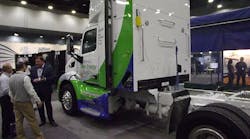 Fleetowner 13866 Clean Energy Natural Gas Fueled Truck
