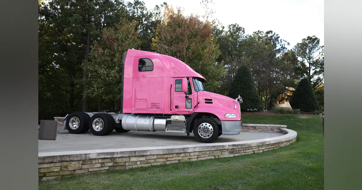 Trucks turn pink for breast cancer awareness | FleetOwner