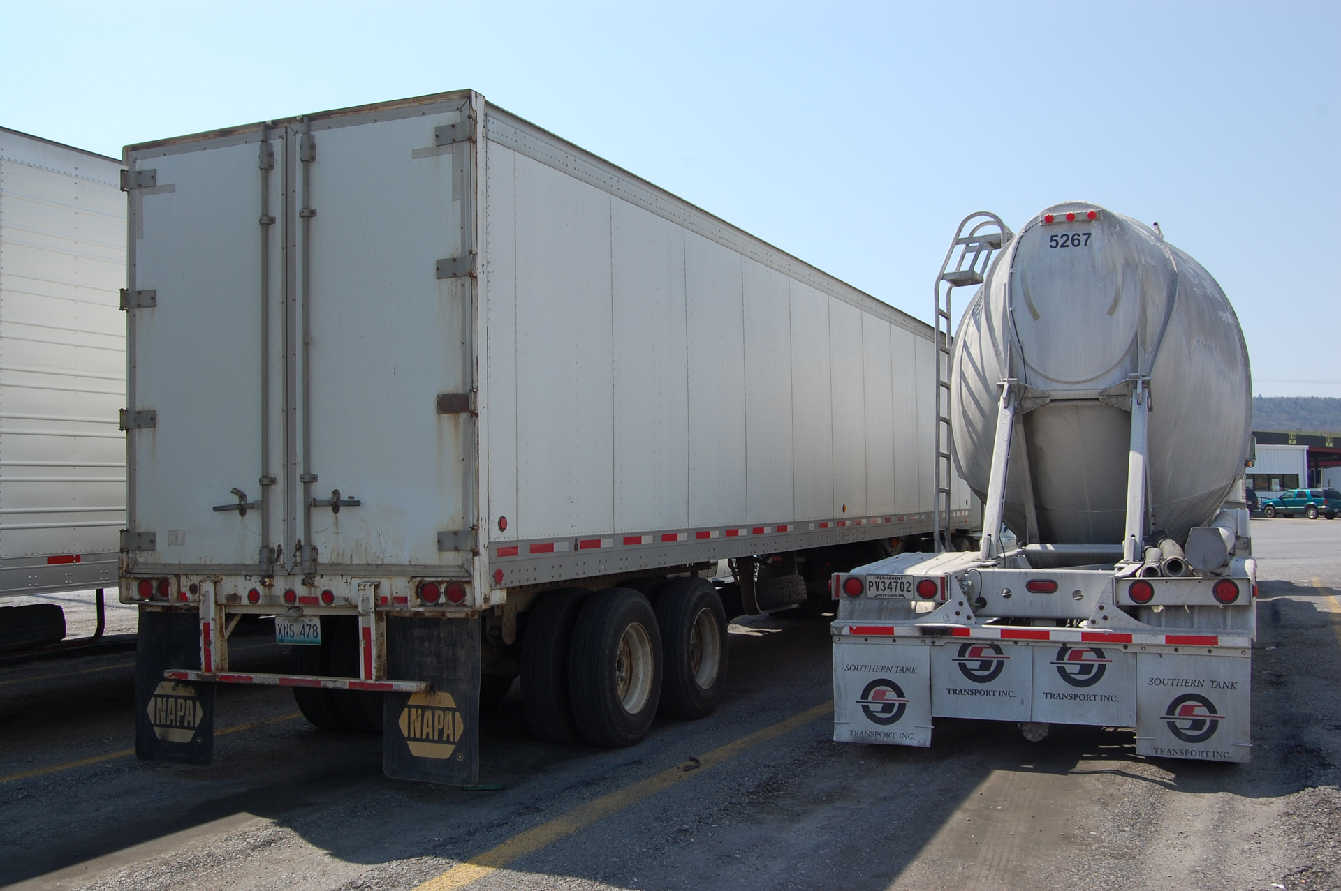 FTR expects 2017 will turn out to be ldquoanother solid trailer yearquot Photo Sean KilcarrFleet Owner