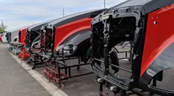 kenworth-class-8-truck-metal.png