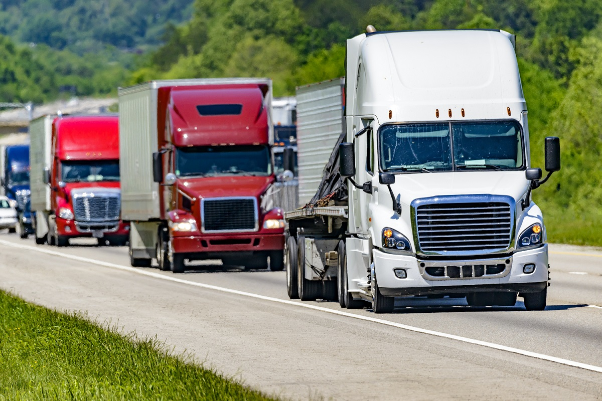 Refrigeratedtransporter 3923 Trucktraffic Gettyimages