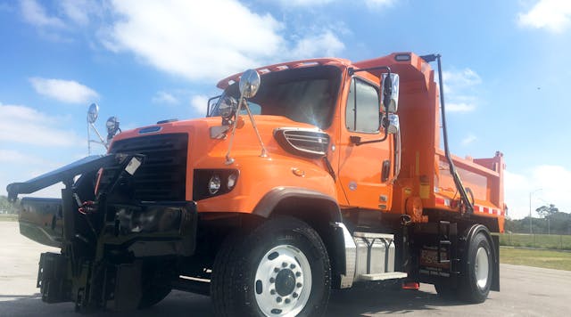 During a press event in Palm Beach, FL, journalists were able to test out the driveability and maneuverability of the Detroit DD8 on a variety of vocational applications, including this Freightliner dump truck.