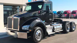 T880