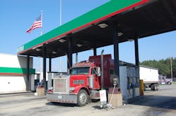 Trucks3_1.jpg Trucks3_1.jpg