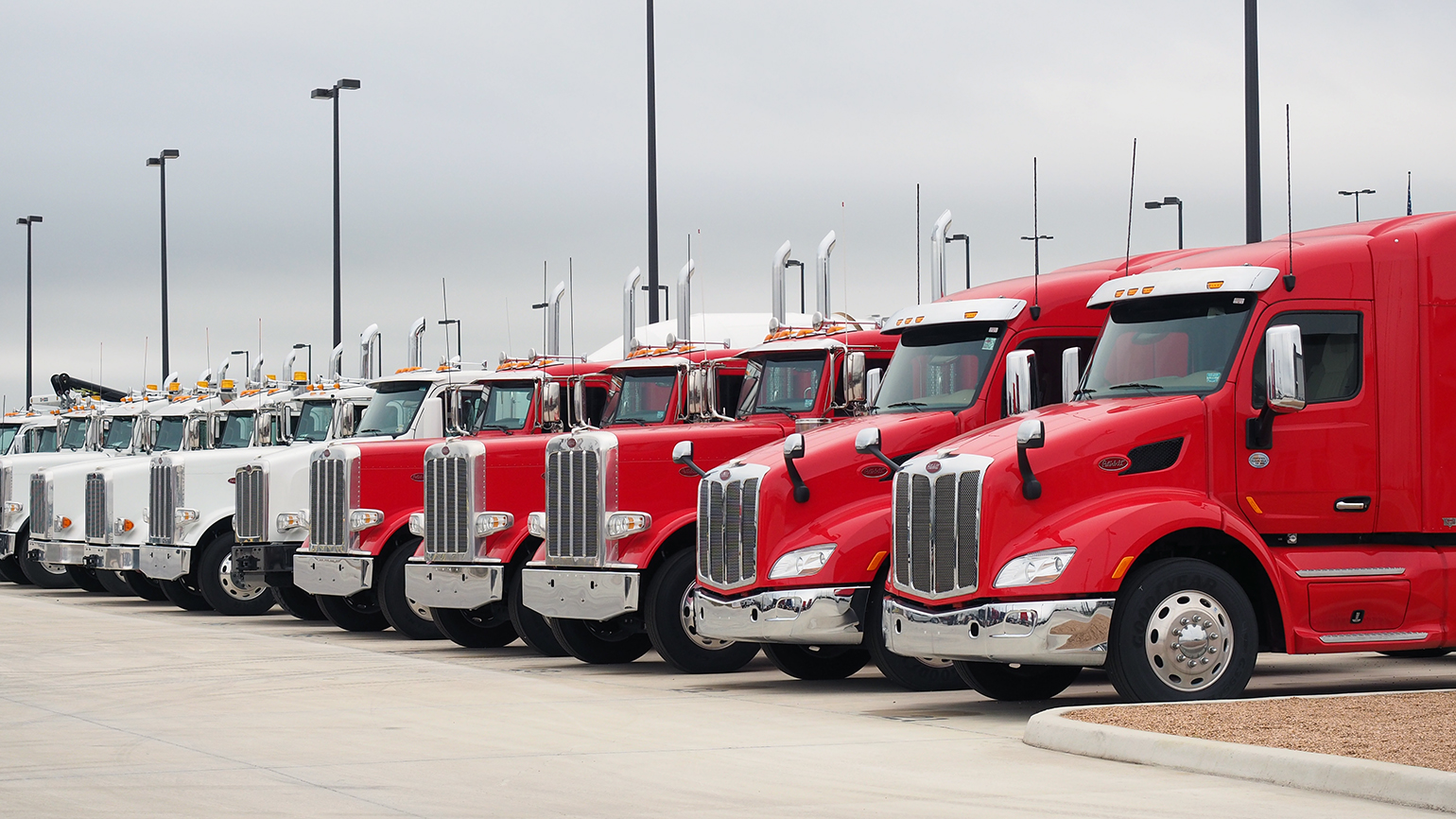peterbilt-dealership-agm