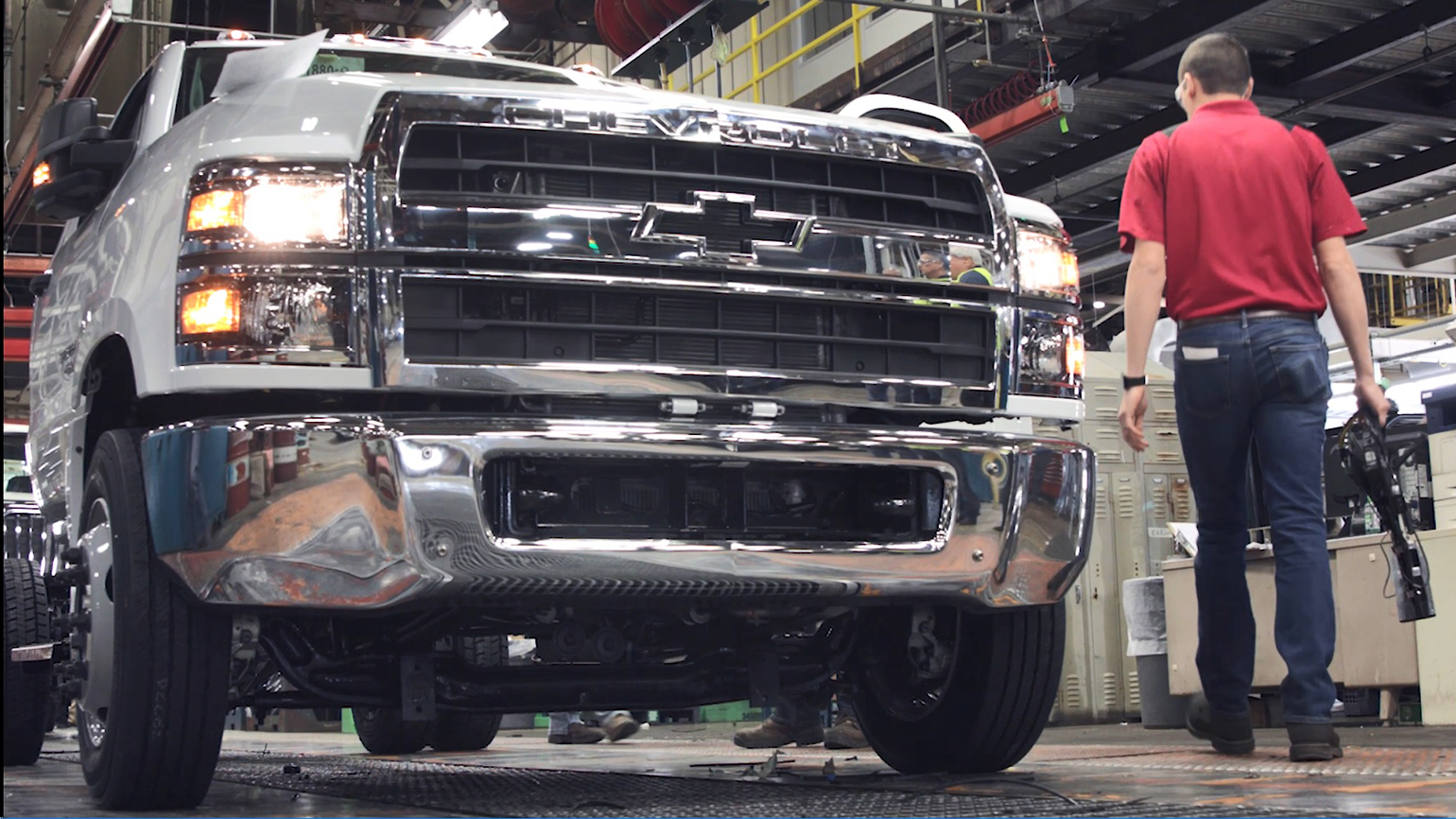Chevrolet 4500HD/ 5500HD/ 6500HD Silverados in production