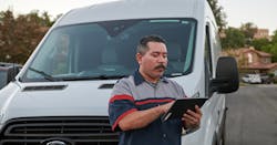 Verizon Connect field service worker Verizon Connect field service worker