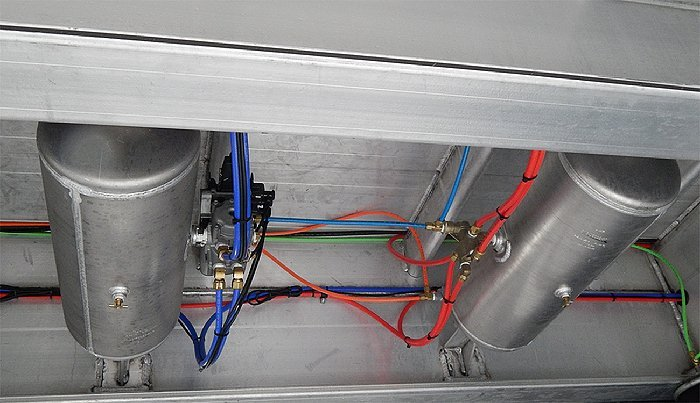 East Aluminum Dual Air Tank