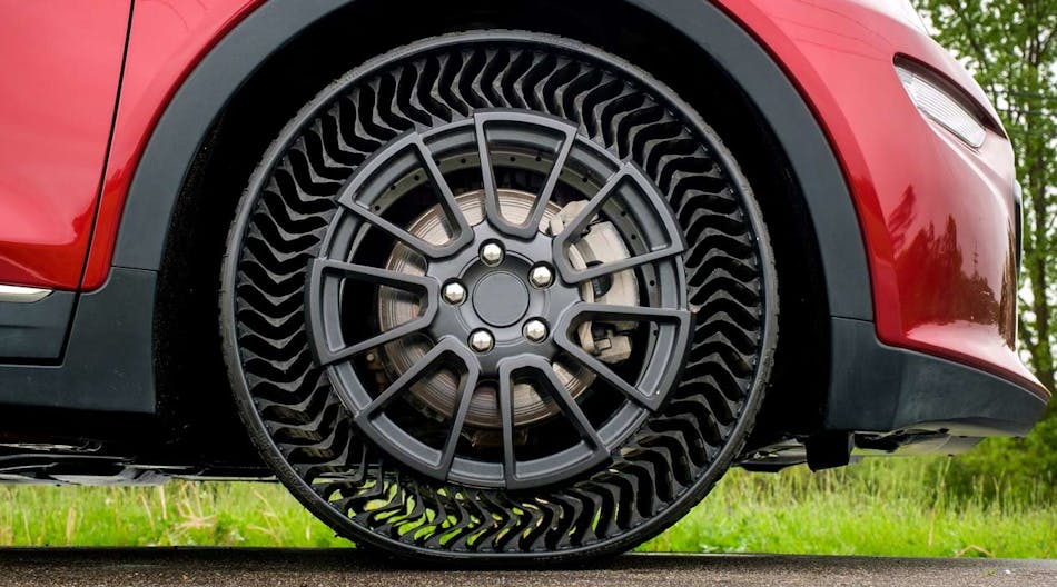 The Michelin Uptis prototype tire debuted at the 2019 Movin&apos;On Summit in Montreal, QC.