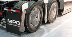 062619-Navistar-AeroKit2-High.png 062619-Navistar-AeroKit2-High.png