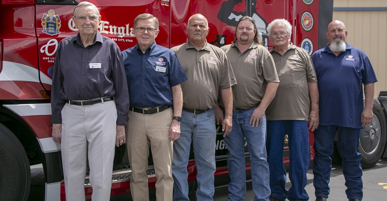 Refrigeratedtransporter 4073 Cr England Photo 2