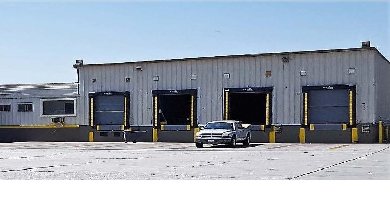 Refrigeratedtransporter 4083 Challenger Trucking Warehouse 1