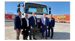 Refrigeratedtransporter 4556 Peterbilt Delivers First Medium Duty Electric Model 220ev To Frito Lay