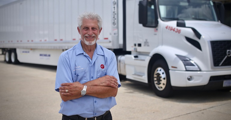 Refrigeratedtransporter 4589 Louis Scaruffi Cs Wholesale Grocers Driver Shot