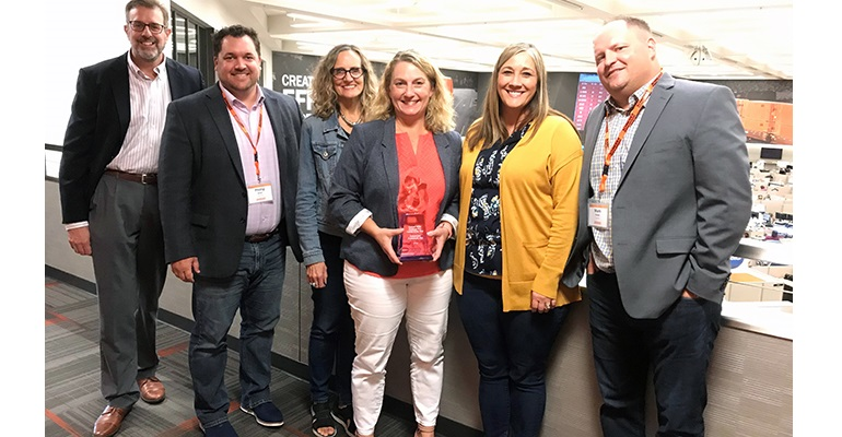 Refrigeratedtransporter 4612 General Mills Schneider Platinum Dry Carrier