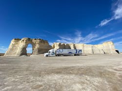 Plus ai At Monument Rocks (kansas) Plus ai At Monument Rocks (kansas)