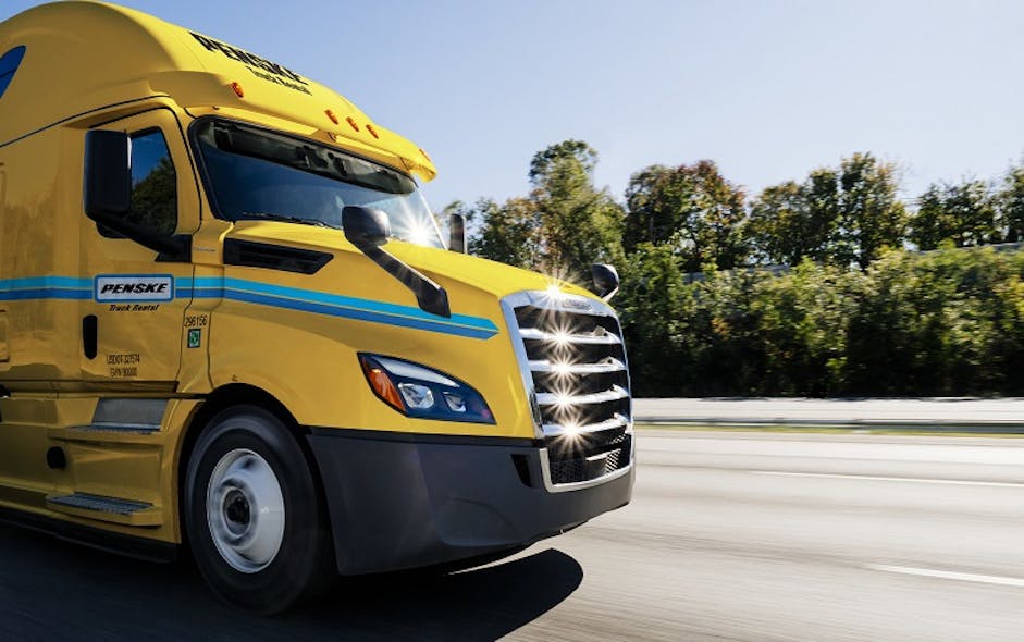 Refrigeratedtransporter Com Sites Refrigeratedtransporter com Files Penske 2018 Tractor Open Road Tight Shot Image