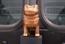 Look for a copper bulldog to top all of Mack's electric vehicles. Look for a copper bulldog to top all of Mack's electric vehicles.