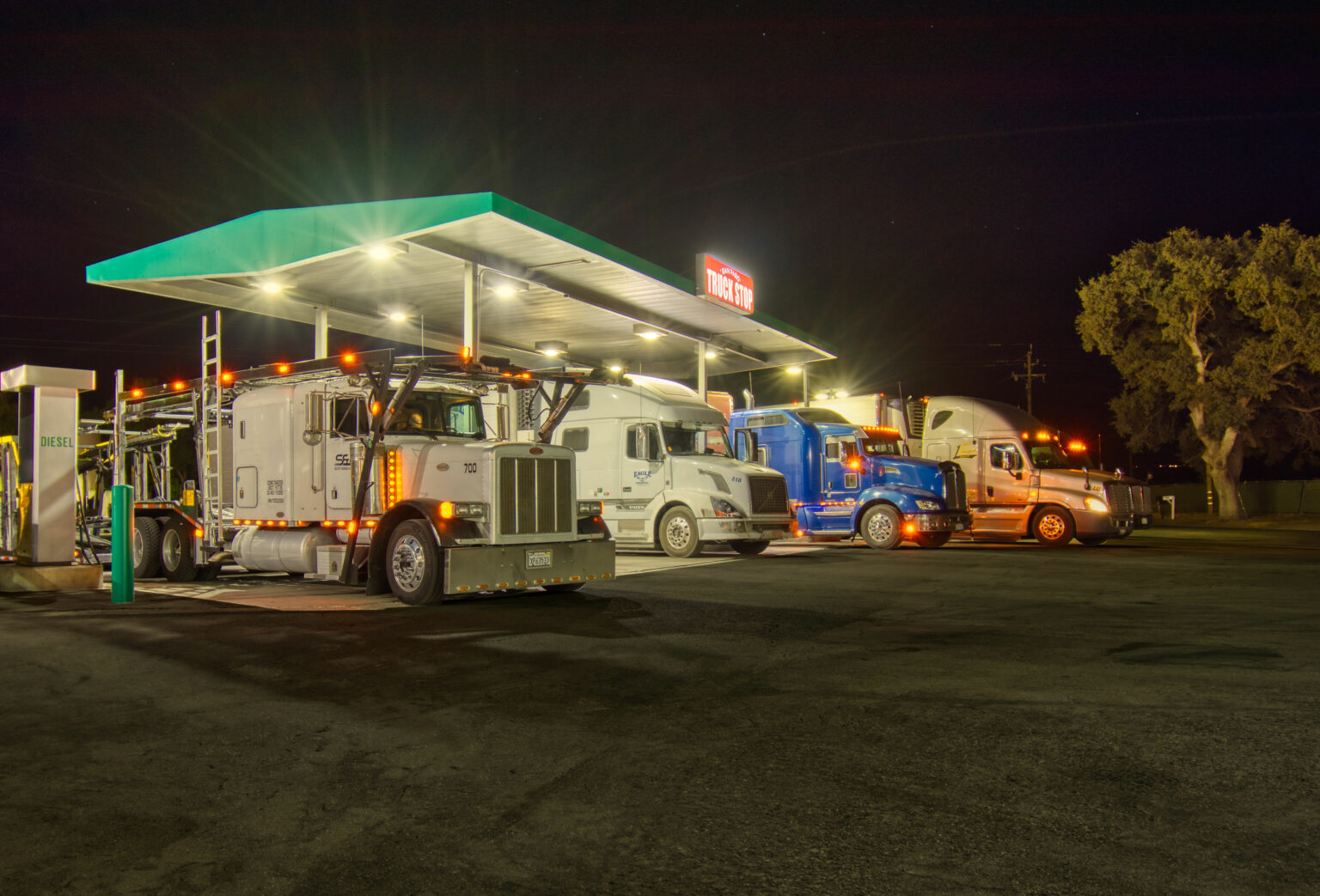 San Paso Night Diesel Canopy01 Edit 1536x1043 5e7cc57e5a60e