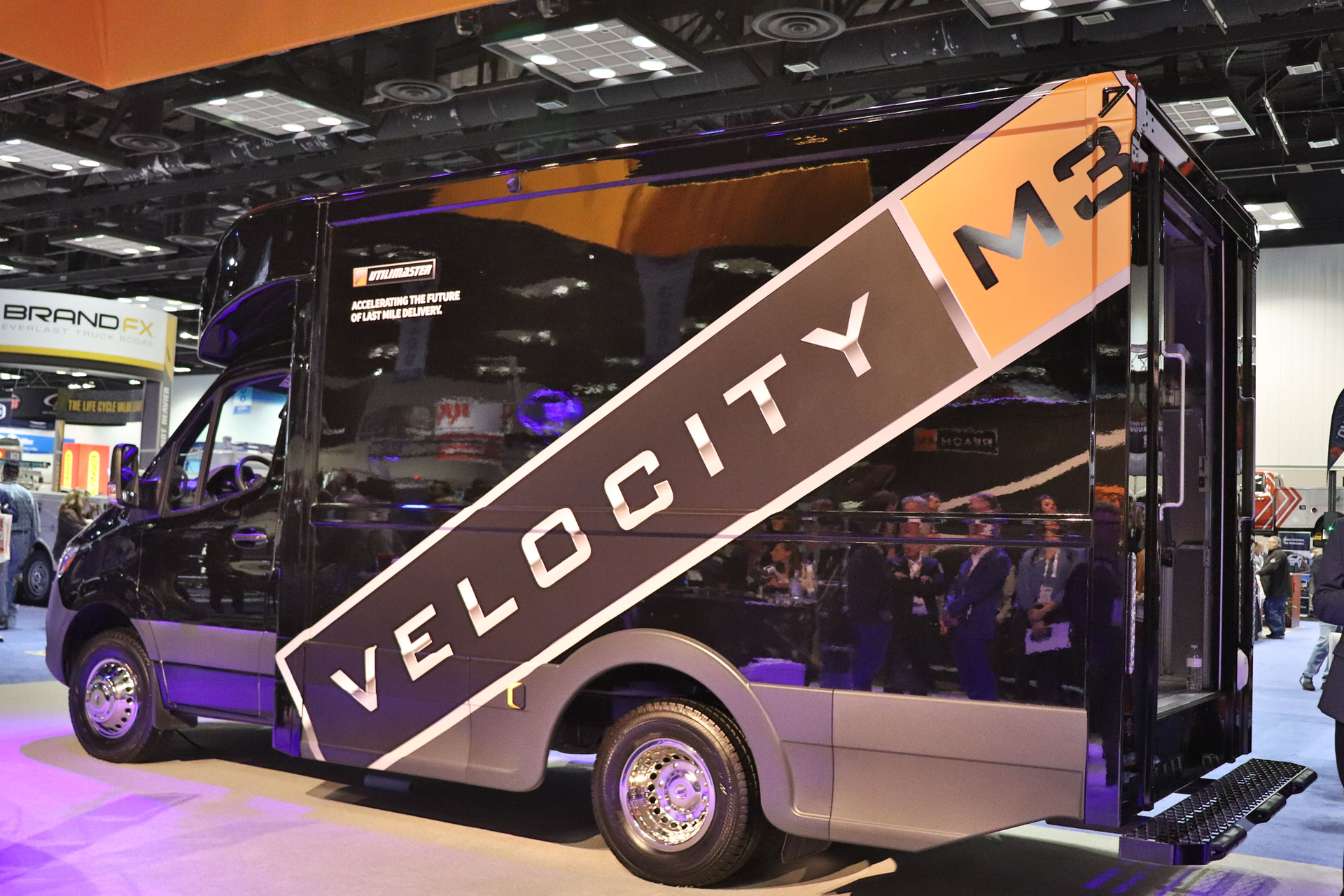 Velocity M3 Worktruck Hitch 5e68f7bd92095