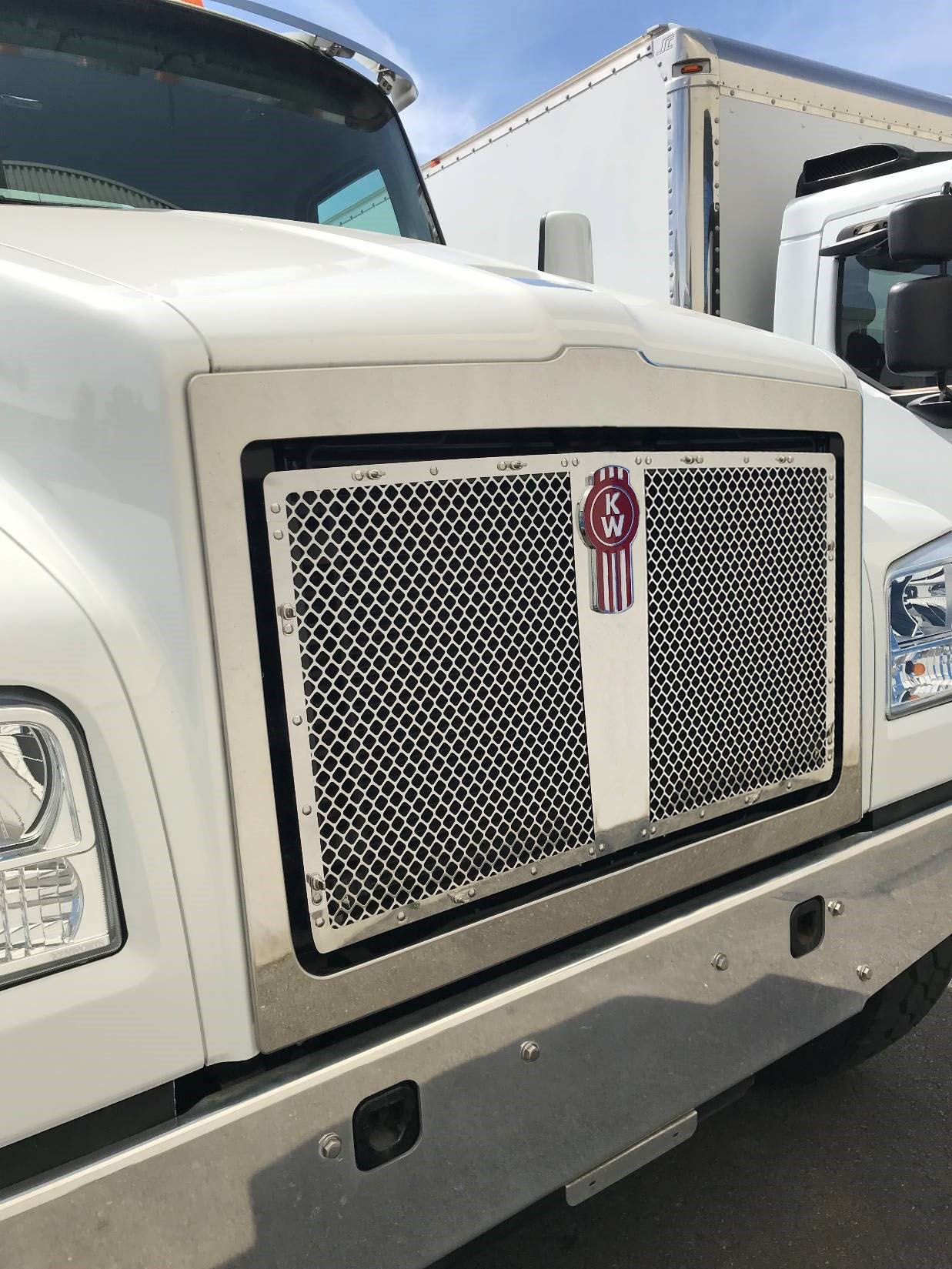 Kenworth Grille 2 5ea6f19d1f4fd