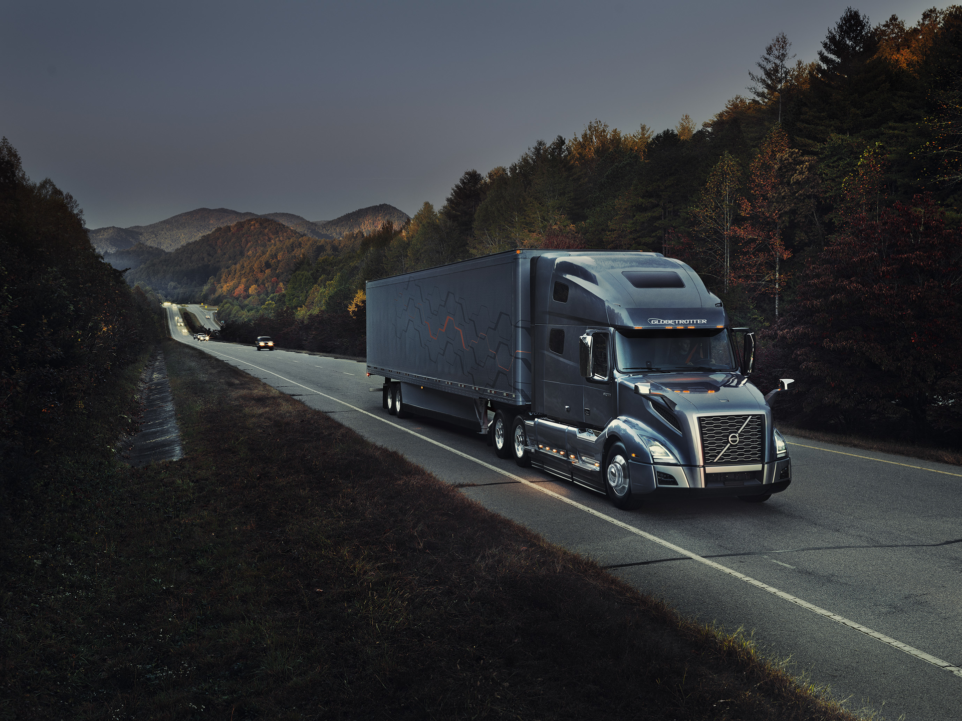 Volvo Financial Services (VFS) is offering U.S. and Canadian customers an extension to its enhanced finance programs for purchasing or leasing a model-year 2020 or 2019 Volvo VNL, VNR, VNX or VHD as a result of COVID-19.