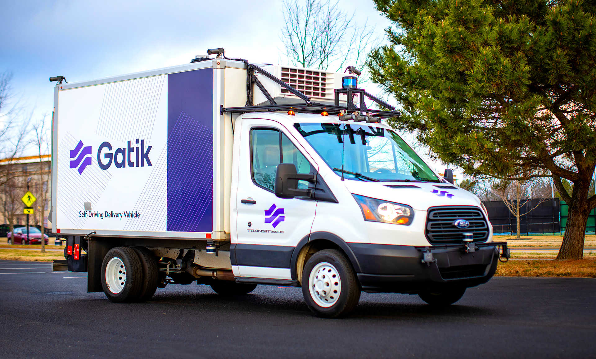Gatik's self-driving box trucks have successfully delivered 15,000 B2B short-haul orders, and claims to be the first autonomous hub-and-spoke operation to generate revenue.