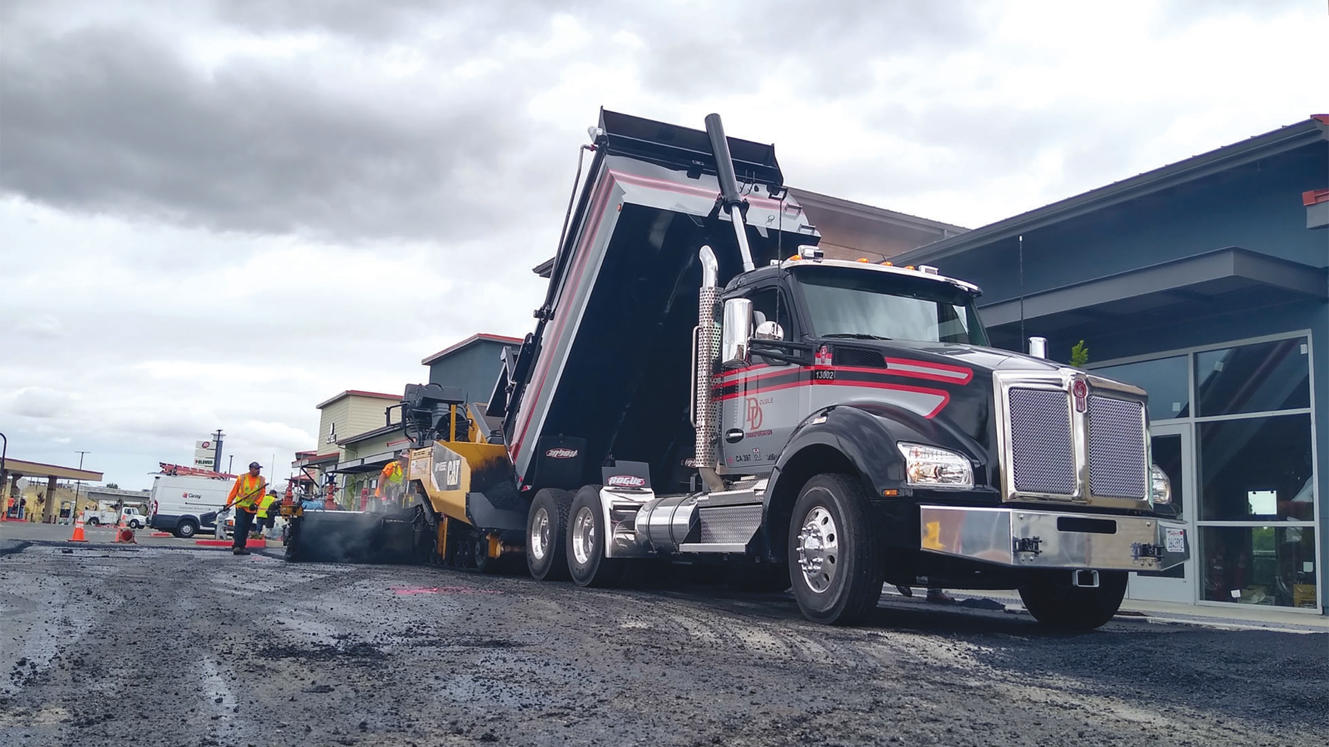 Samsara&rsquo;s fleet management platform helped DeSilva Gates Construction to get more accurate mileage data and allowed the fleet to reduce oil change intervals and increase uptime.