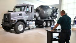 Volvo Customer Center Technician Performs Virtual Walk Around Of A Volvo Vhd 1 5f11a89c23991 Volvo Customer Center Technician Performs Virtual Walk Around Of A Volvo Vhd 1 5f11a89c23991