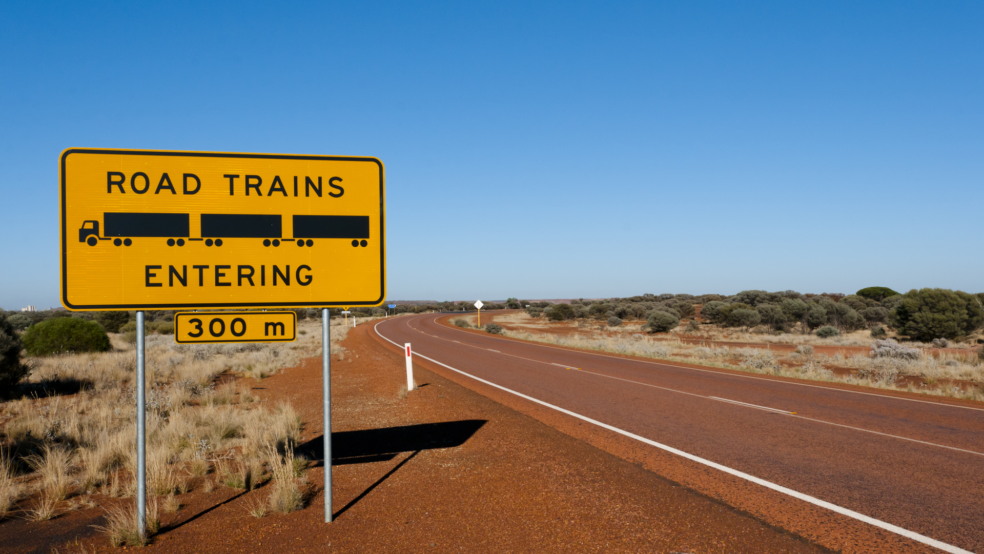 Roadtrain Sign Adwo Dreamstime com 5f635cd11324f