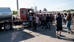 Truck I35w Protest Stephen Maturen 5f96df8e828e4 Truck I35w Protest Stephen Maturen 5f96df8e828e4