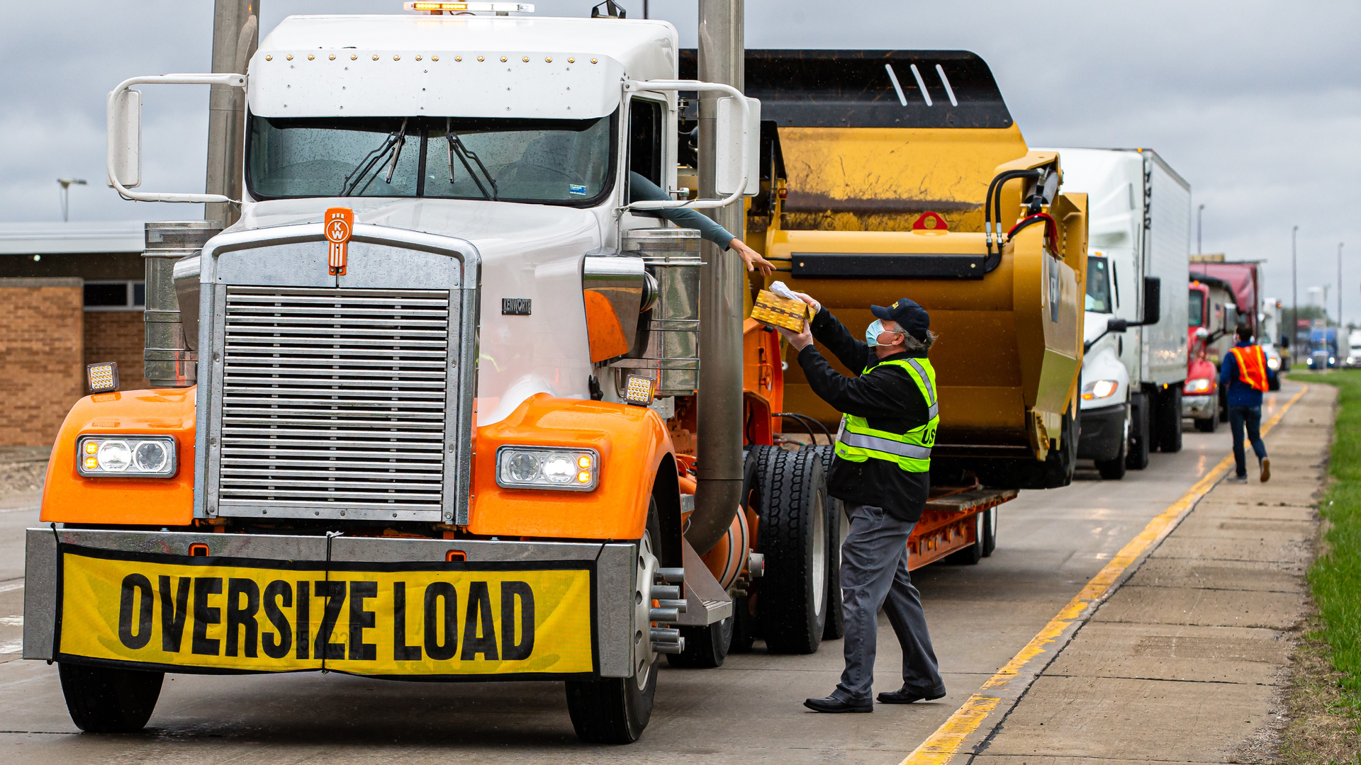 050120 Ilinois Feeds Truckers Justin L Fowler 5fbc20da256a2